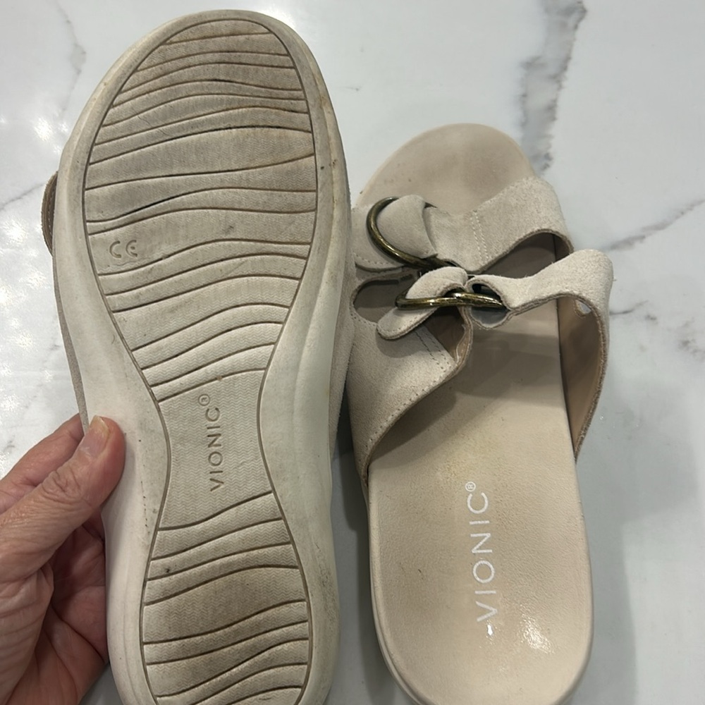 Vionic Corlee Women’s Adjustable Slide Supportive… - image 7